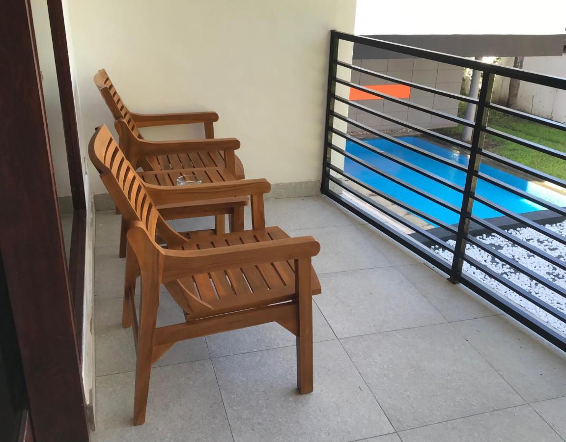 Maza Soda Resort Gili Trawangan Exterior foto